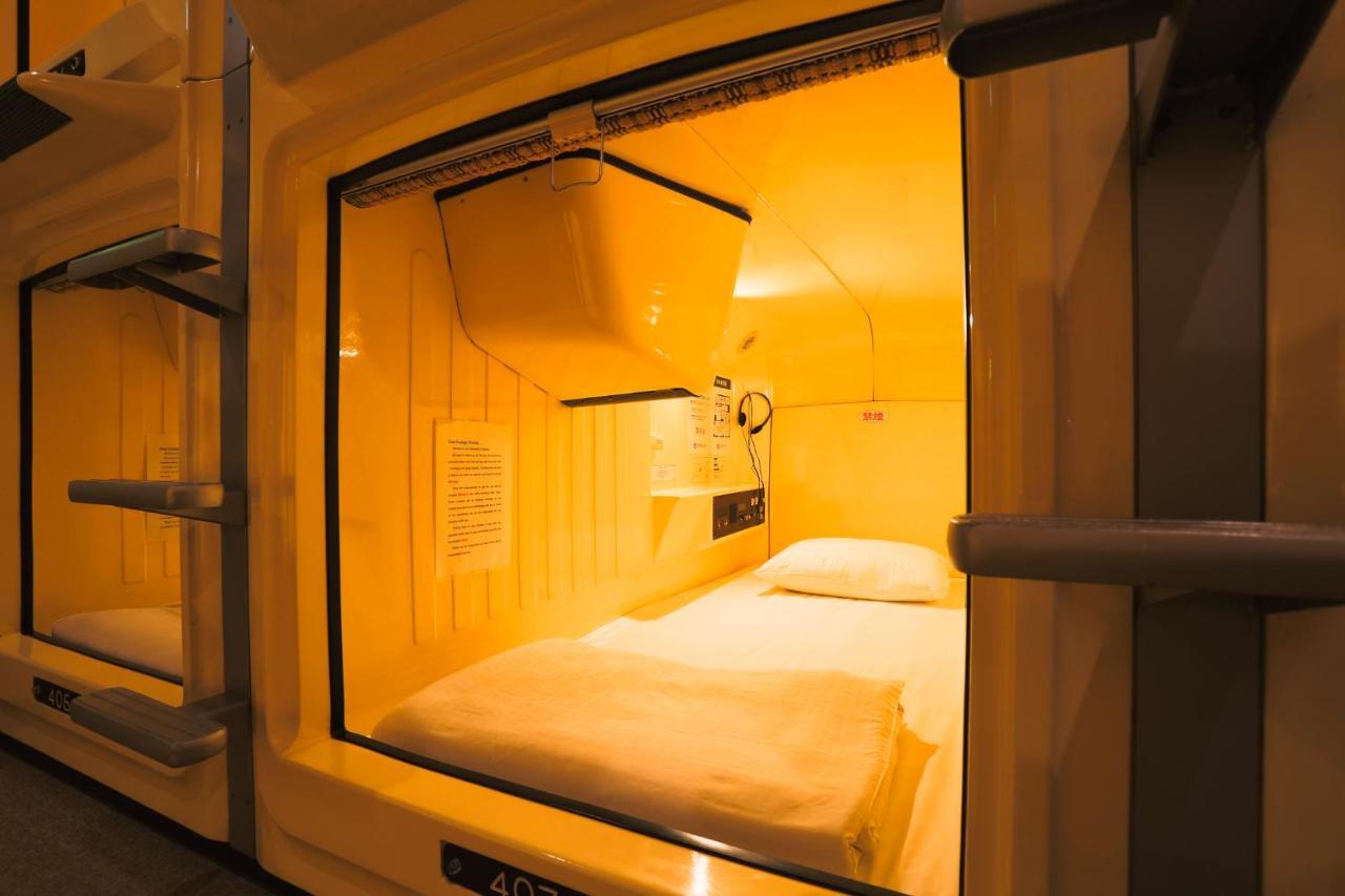 Capsule Land Yushima Hotell Tokyo prefektur Exteriör bild